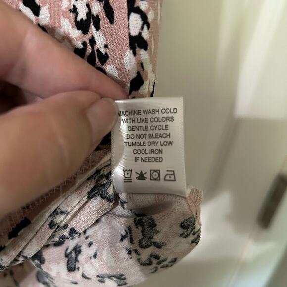 Adrienne Vittadini blouse - Picture 9 of 9